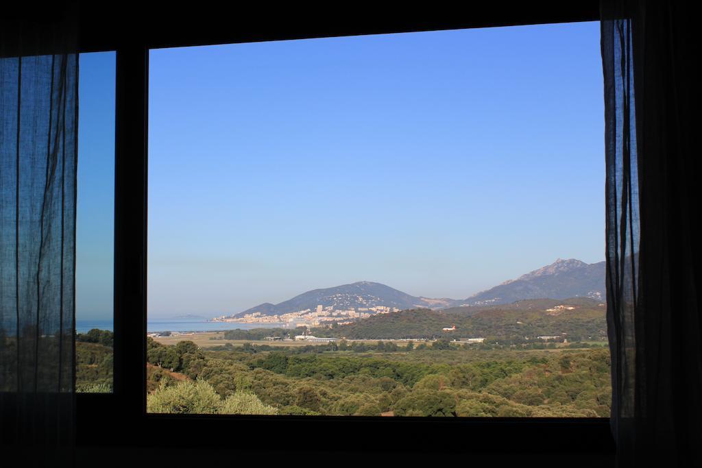 Chambres D'Hotes Le Vieux Chene Bastelicaccia Buitenkant foto